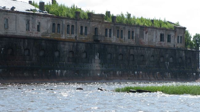 Грозный форт Кроншлот