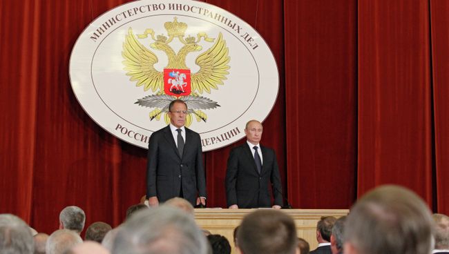 В.Путин на совещании в МИД РФ