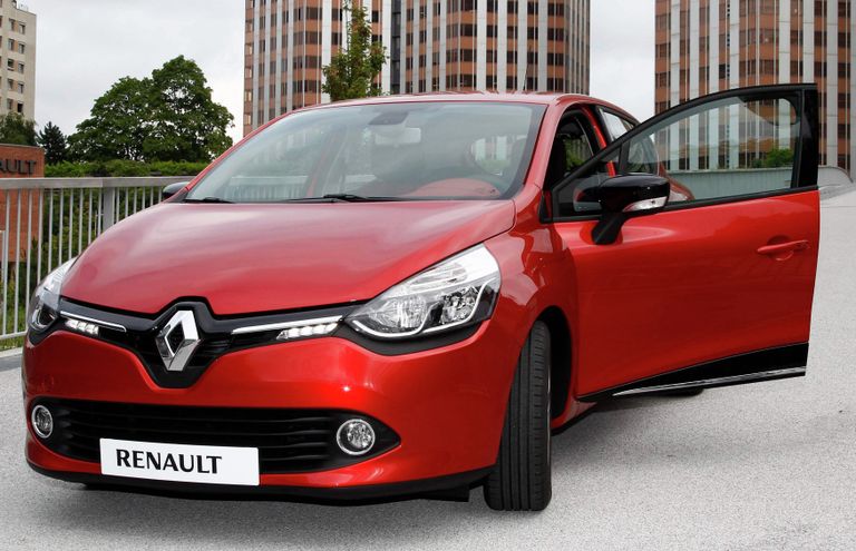 Новый дизайн автомобиля Renault Clio