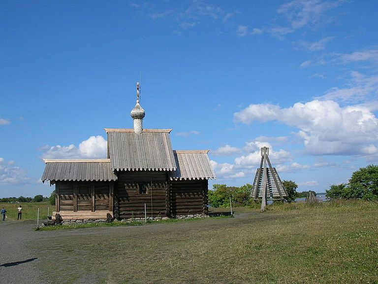 Кижи остров на Онежском озере в Карелии Кижи остров на Онежском озере в Карелии