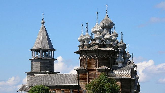 Кижи остров на Онежском озере в Карелии Кижи остров на Онежском озере в Карелии