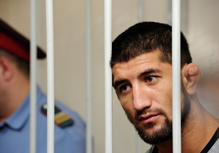 Рассмотрение ходатайства о заключении под стражу Расула Мирзаева в Замоскворецком суде Москвы Рассмотрение ходатайства о заключении под стражу Расула Мирзаева в Замоскворецком суде Москвы