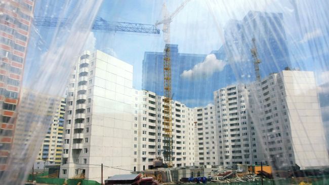 Строительство панельных домов в Москве. Архивное фото Строительство панельных домов в Москве. Архивное фото