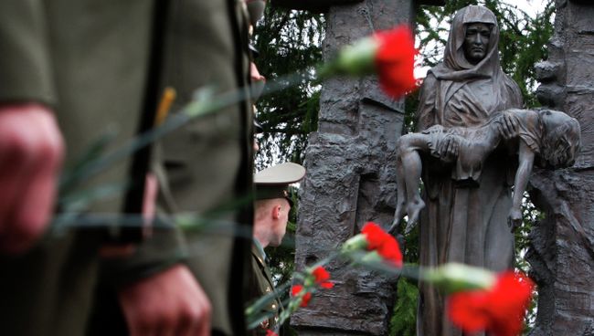 Памятник детям, погибшим в теракте 1 сентября 2004 года в Беслане