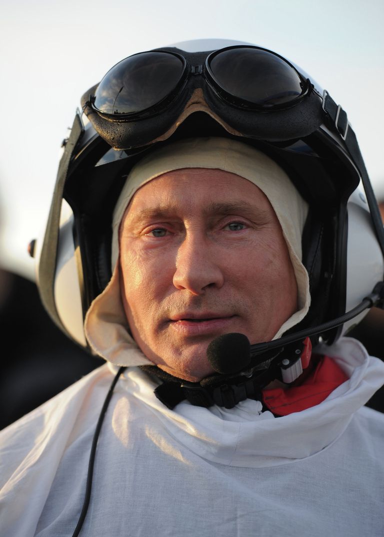В.Путин принял участие в экологическом проекте Полет надежды В.Путин принял участие в экологическом проекте Полет надежды