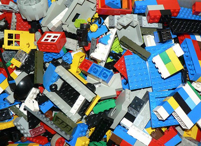 Кубики Lego. Архивное фото Кубики Lego. Архивное фото