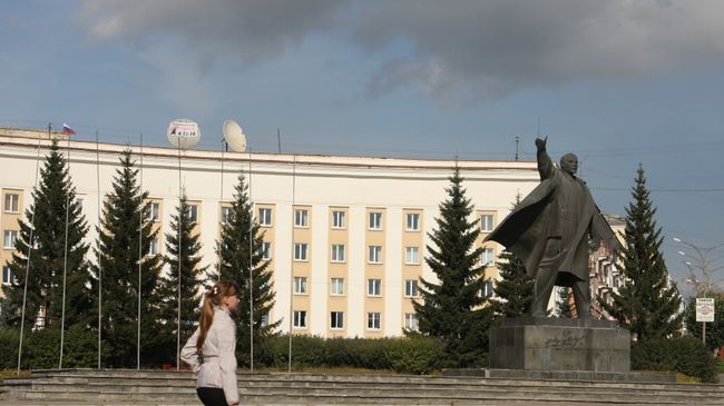 Здание городской администрации Краснотурьинска Свердловской области Здание городской администрации Краснотурьинска Свердловской области