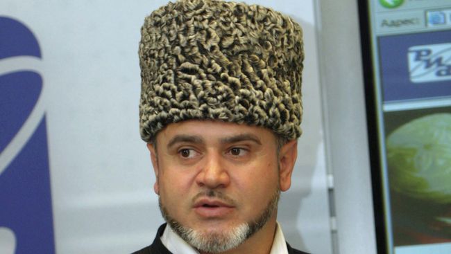 Шафиг хаджи Пшихачев на пресс-конференции в РИА Шафиг хаджи Пшихачев на пресс-конференции в РИА