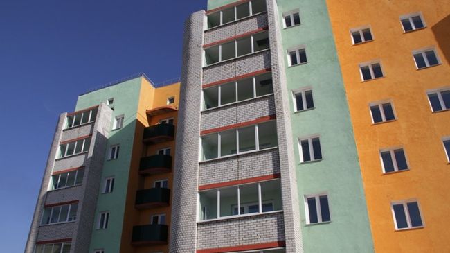 Новостройка для переселенцев из аварийного жилья. Архивное фото Новостройка для переселенцев из аварийного жилья. Архивное фото