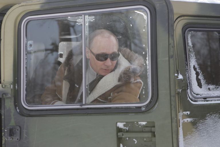 Владимир Путин, 2011 год Владимир Путин, 2011 год