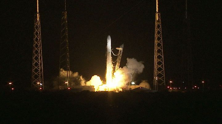 Старт космического грузовика Dragon Старт космического грузовика Dragon - РИА Новости, 1920, 08.10.2026