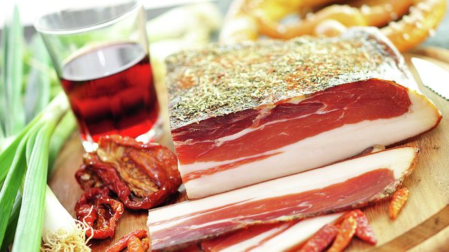 Мясо и вино Мясо и вино