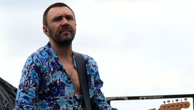 Концерт российской группы Ленинград на Бали. На фото вокалист Сергей Шнуров, архивное фото Концерт российской группы Ленинград на Бали. На фото вокалист Сергей Шнуров, архивное фото