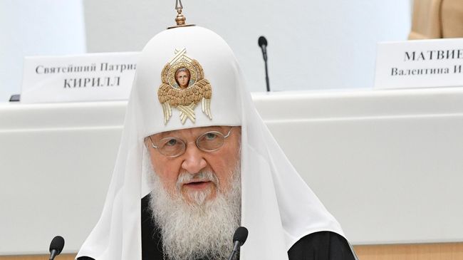 Патриарх Московский и всея Руси Кирилл выступает на пленарном заседании VIII Рождественских парламентских встреч в Совете Федерации