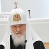 Патриарх Московский и всея Руси Кирилл выступает на пленарном заседании VIII Рождественских парламентских встреч в Совете Федерации