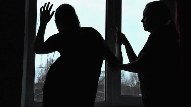 Арина и ее лошадка: операция поможет девочке вернуться в конный спорт