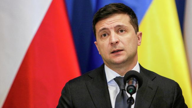Владимир Зеленский на встрече с Анджеем Дудой во время мероприятий, посвященных 75-й годовщине освобождения бывшего нацистского немецкого концентрационного лагеря Аушвиц Владимир Зеленский на встрече с Анджеем Дудой во время мероприятий, посвященных 75-й годовщине освобождения бывшего нацистского немецкого концентрационного лагеря Аушвиц