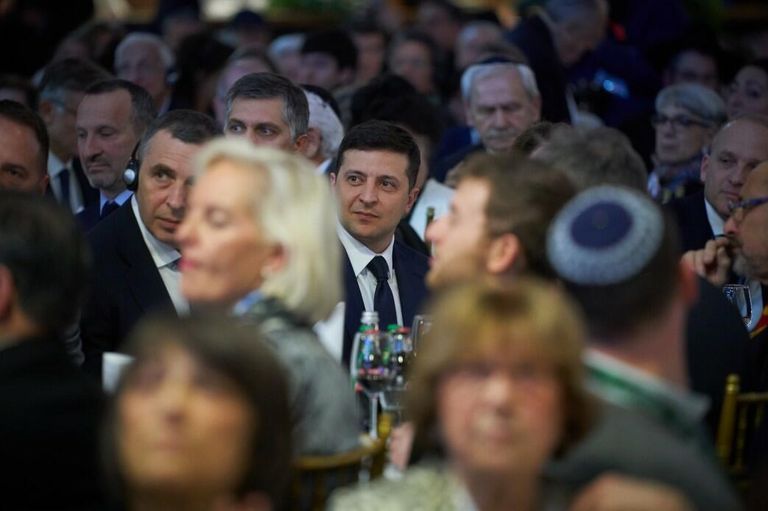 Владимир Зеленский во время мероприятий, посвященных 75-й годовщине освобождения бывшего нацистского немецкого концентрационного лагеря Аушвиц Владимир Зеленский во время мероприятий, посвященных 75-й годовщине освобождения бывшего нацистского немецкого концентрационного лагеря Аушвиц