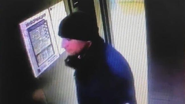 Фото подозреваемого в убийстве беременной женщины в Новосибирске из разыскной ориентировки Фото подозреваемого в убийстве беременной женщины в Новосибирске из разыскной ориентировки