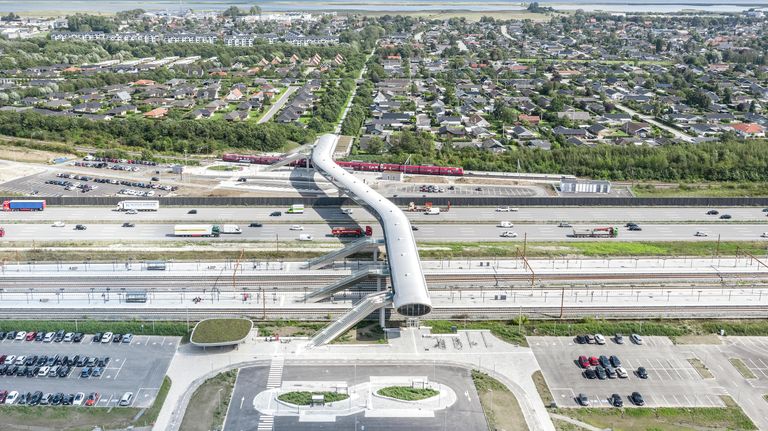 Железнодорожная станция Køge Nord в Дании (категория Best industrial and logistics development премии MIPIM 2020) Железнодорожная станция Køge Nord в Дании (категория Best industrial and logistics development премии MIPIM 2020)