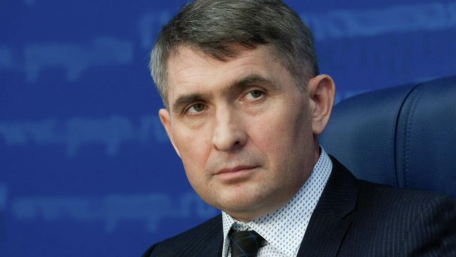Олег Николаев