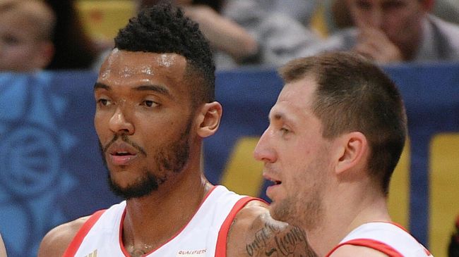 Джоэл Боломбой и Виталий Фридзон Джоэл Боломбой и Виталий Фридзон