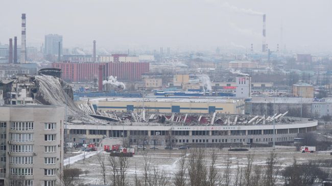 В Петербурге обрушилась крыша спортивно-концертного комплекса В Петербурге обрушилась крыша спортивно-концертного комплекса