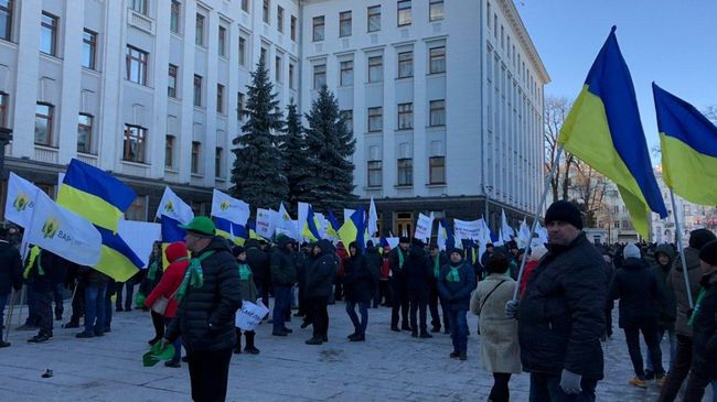 Акция протеста против закона об отмене моратория на продажу сельхозземель в Киеве Акция протеста против закона об отмене моратория на продажу сельхозземель в Киеве