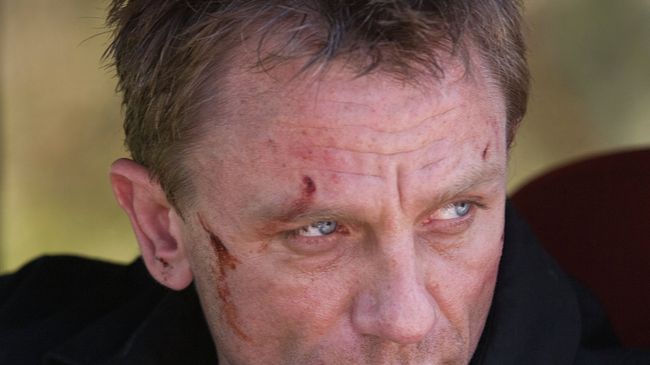 Исполнитель главной роли суперагента 007 Дэниел Крэйг (Джеймс Бонд) в фильме Квант милосердия