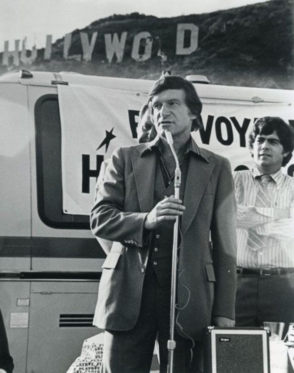Американский издатель, основатель и шеф-редактор журнала Playboy, Хью Хефнер. 1970-е - РИА Новости, 1920, 10.02.2025