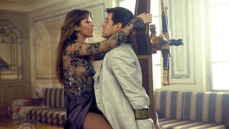 Софи Марсо в роли Электры Кинг в фильме И целого мира мало(1999) Софи Марсо в роли Электры Кинг в фильме И целого мира мало(1999)
