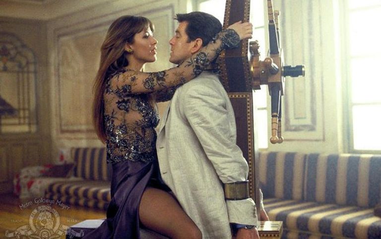 Софи Марсо в роли Электры Кинг в фильме И целого мира мало(1999) Софи Марсо в роли Электры Кинг в фильме И целого мира мало(1999)