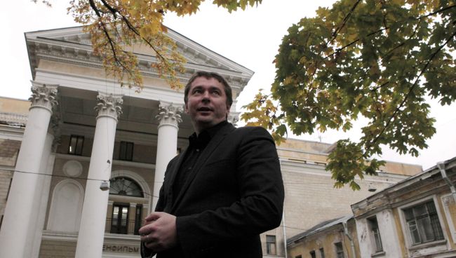 Пресс-конференция нового директора Ленфильма Э.Пичугина Пресс-конференция нового директора Ленфильма Э.Пичугина