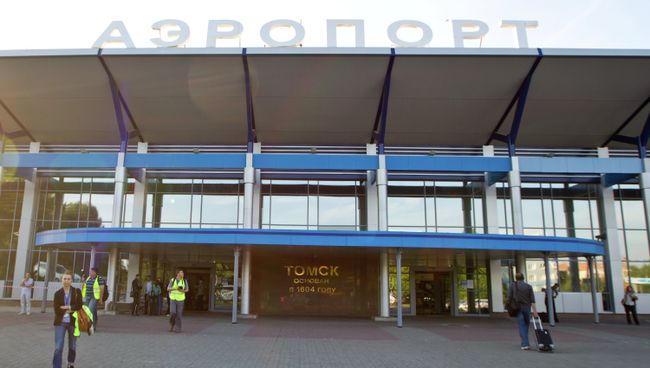 Аэропорт Томск. Архив