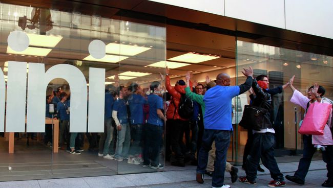 В Токио начались продажи iPad mini