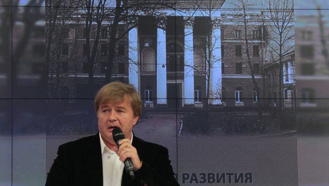 Композитор и продюсер Андрей Сигле