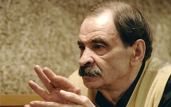 Илья Олейников Илья Олейников