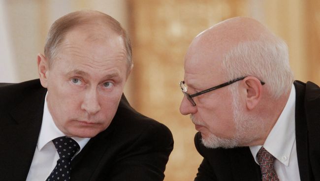 В.Путин проводит заседание Совета при президенте РФ