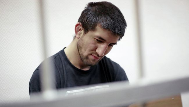 Спортсмен Расул Мирзаев Спортсмен Расул Мирзаев