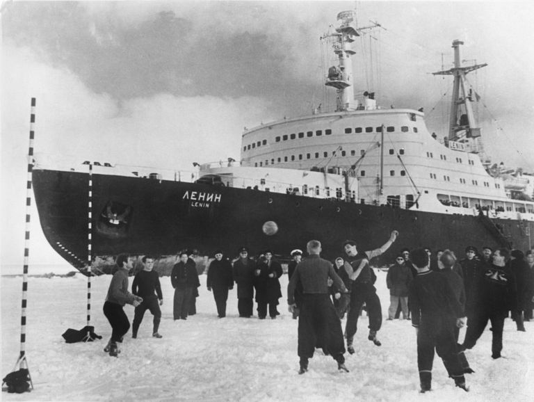 Атомный ледокол «Ленин» Атомный ледокол «Ленин»