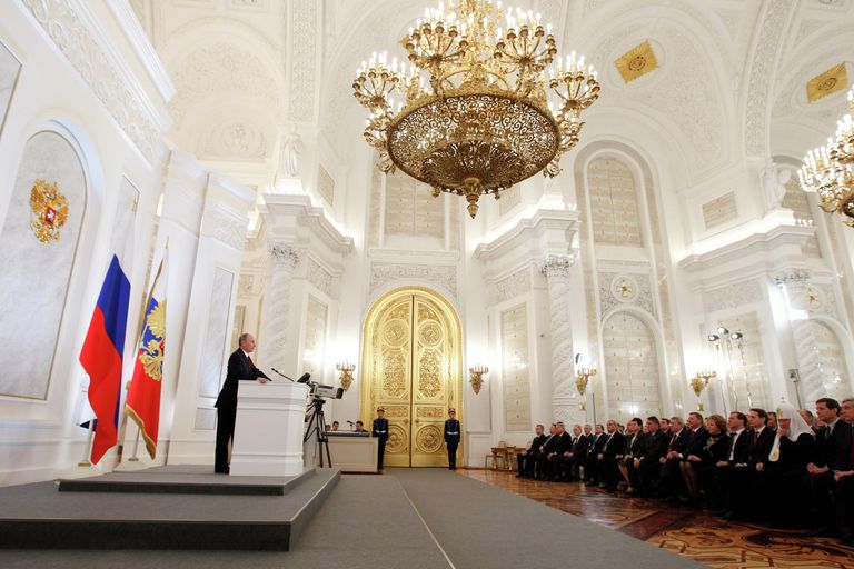 Послание президента РФ В.Путина к Федеральному Собранию Послание президента РФ В.Путина к Федеральному Собранию