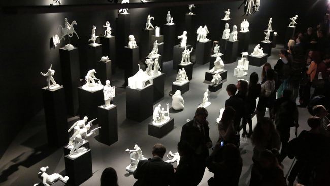 Выставка номинантов Премии Кандинского 2012 открылась в Москве Выставка номинантов Премии Кандинского 2012 открылась в Москве