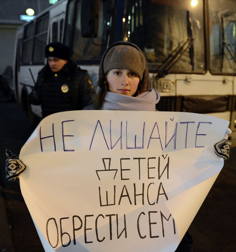 Одиночные пикеты у Госдумы РФ Одиночные пикеты у Госдумы РФ