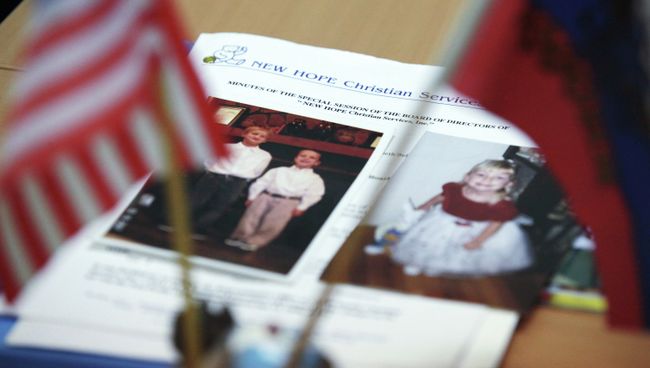Офис российского представительства агентства по усыновлению детей Нью Хоуп Кристиан Сервисез. Архив