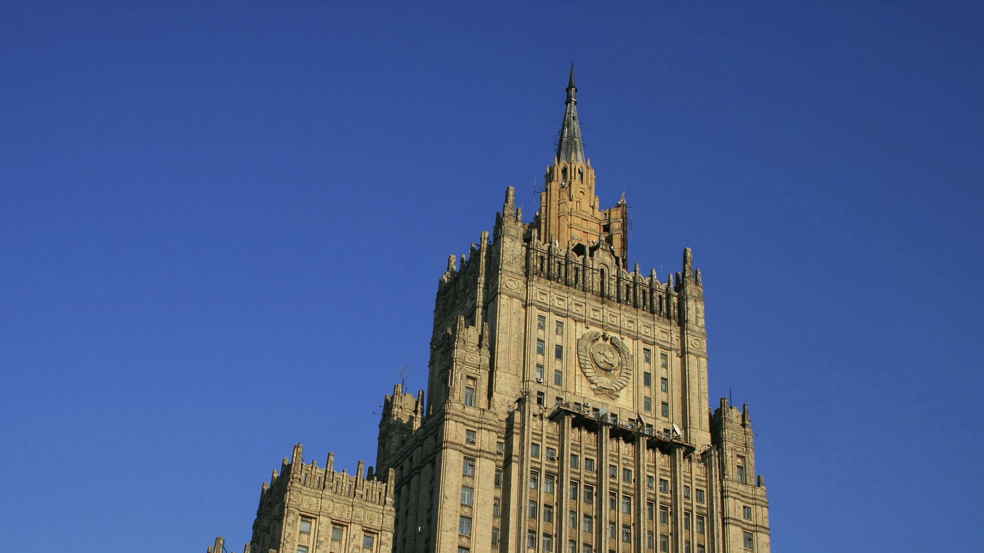 Здание Министерства иностранных дел РФ Здание Министерства иностранных дел РФ - РИА Новости, 1920, 21.10.2025