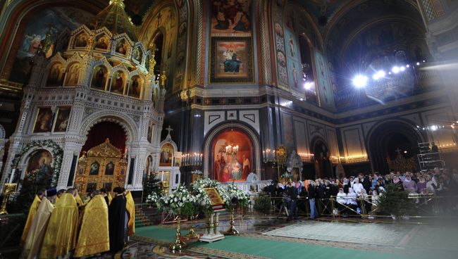 Рождественское богослужение в храме Христа Спасителя