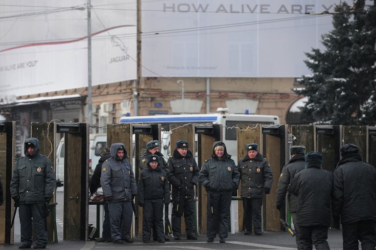 Подготовка к маршу оппозиции
