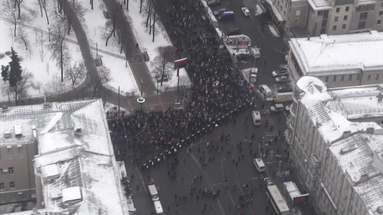 Кадры шествия оппозиции в центре Москвы, снятые с вертолета МВД Кадры шествия оппозиции в центре Москвы, снятые с вертолета МВД
