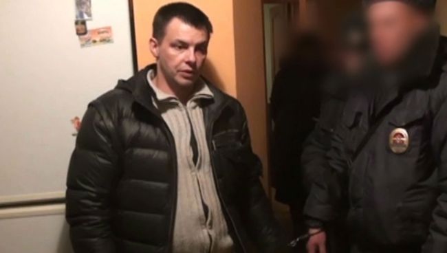 Кабанов показал, как убивал свою жену. Кадр следственного эксперимента