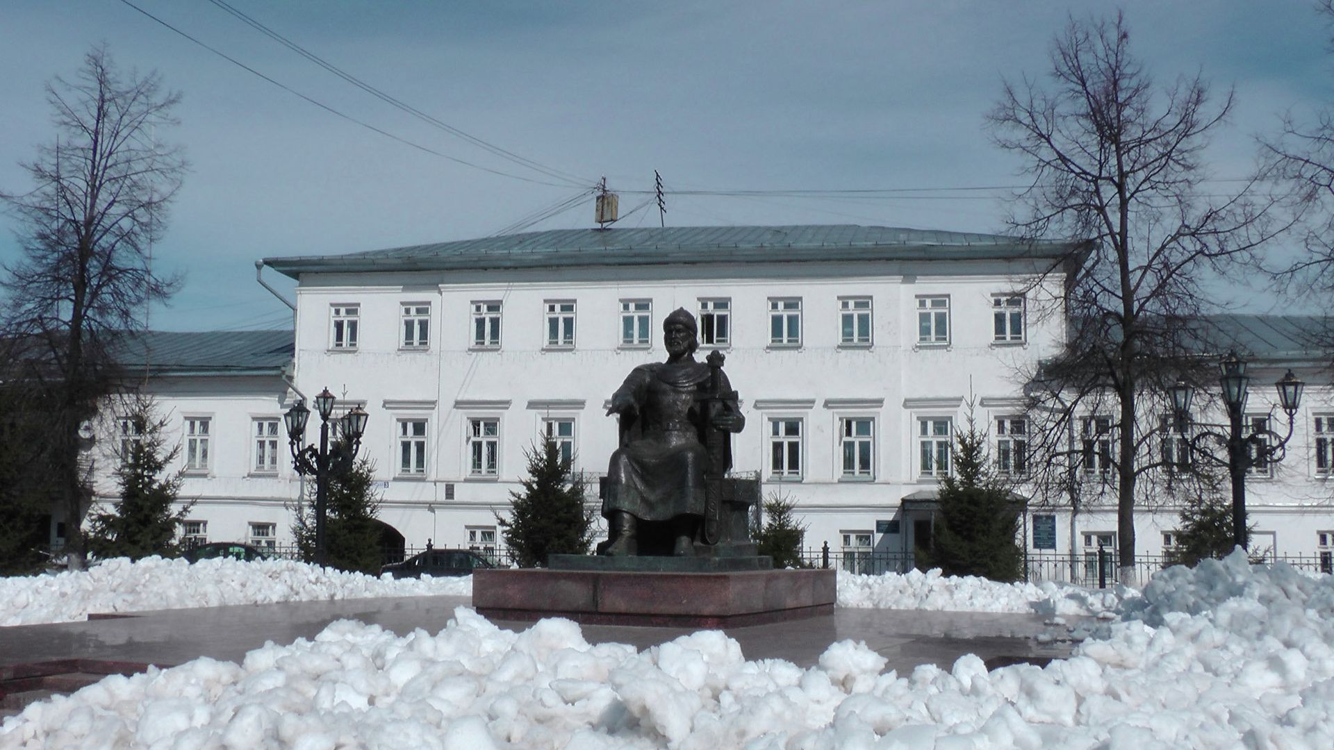 Памятник Юрию Долгорукому в Костроме Памятник Юрию Долгорукому в Костроме - РИА Новости, 1920, 25.01.2024